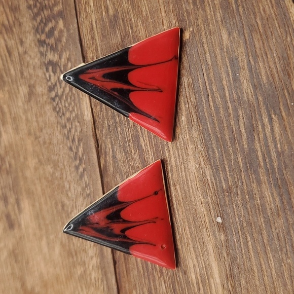 E749 blood red melt abstract triangle earrings avante garde - Picture 1 of 2